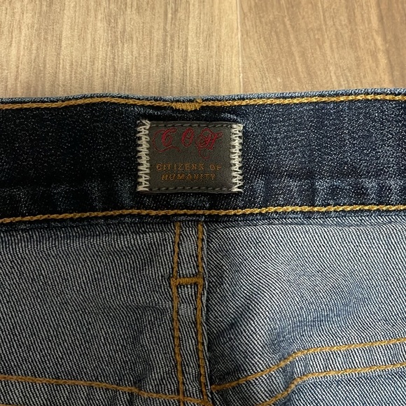 EUC Citizens Of Humanity Blue Straight Jeans with Vintage Fade - Picture 2 of 6